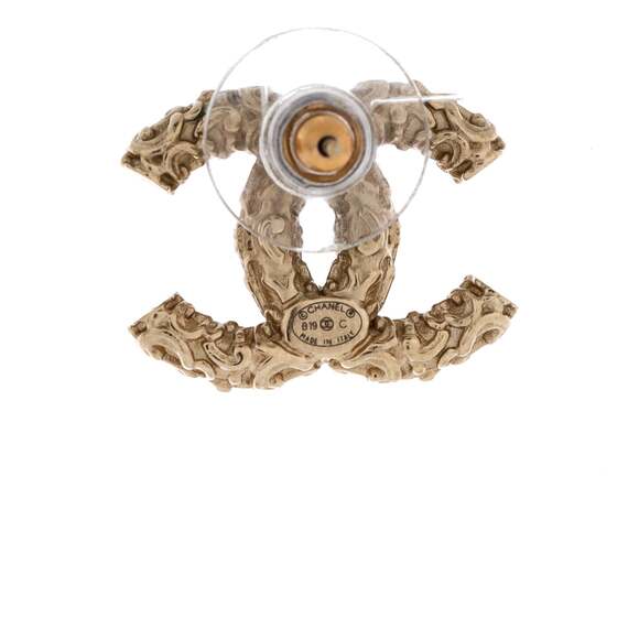 Chanel Cc Stud Earrings Metal With #235185C87B - Picture 3 of 3